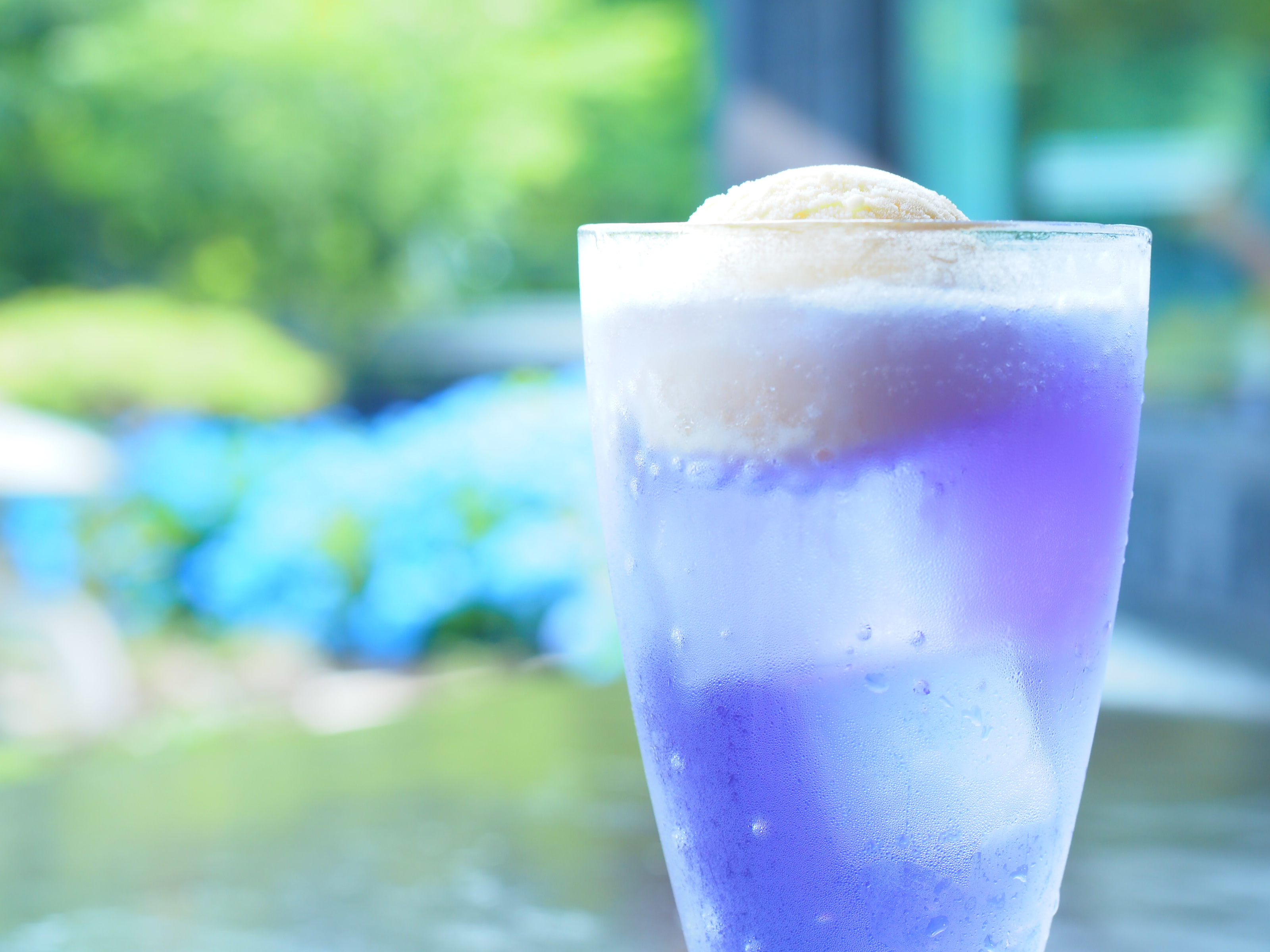紫陽花のクリームソーダ