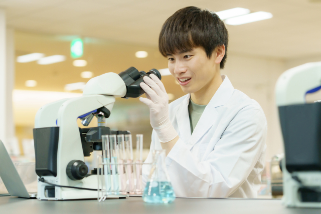 研究開発社員
